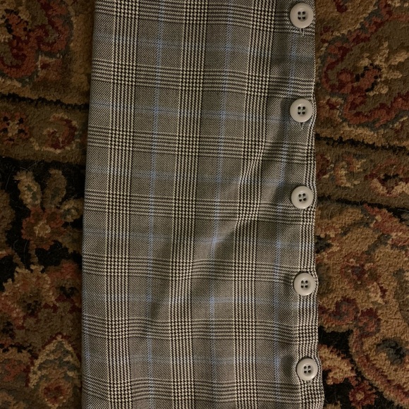 Pirate Dressing size medium women’s pants. Plaid. - Picture 8 of 10